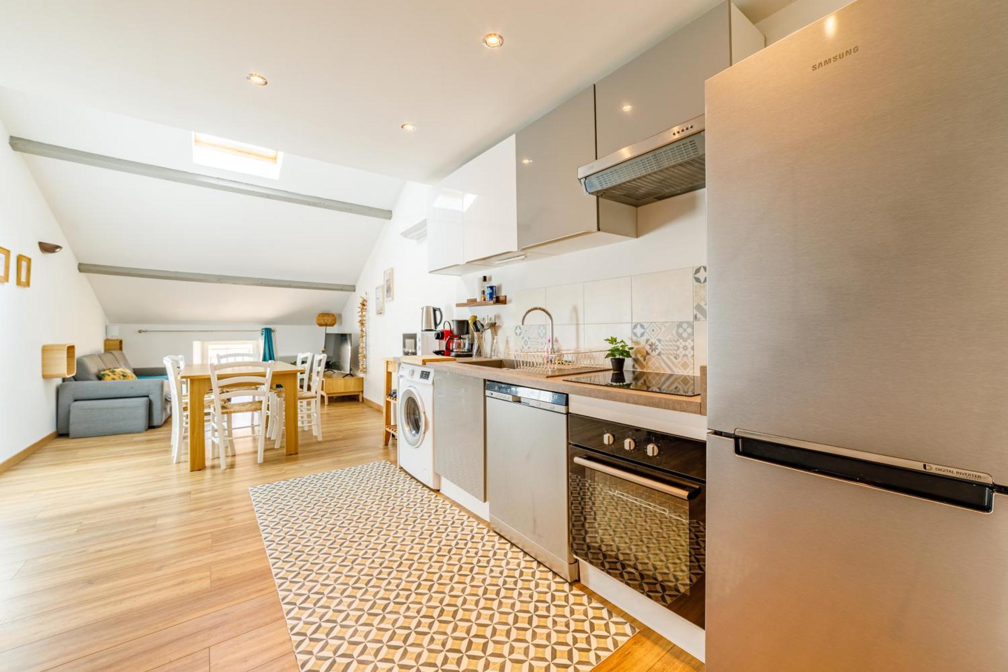 T3 Residence De Tourisme Voltaire Hyères Екстериор снимка