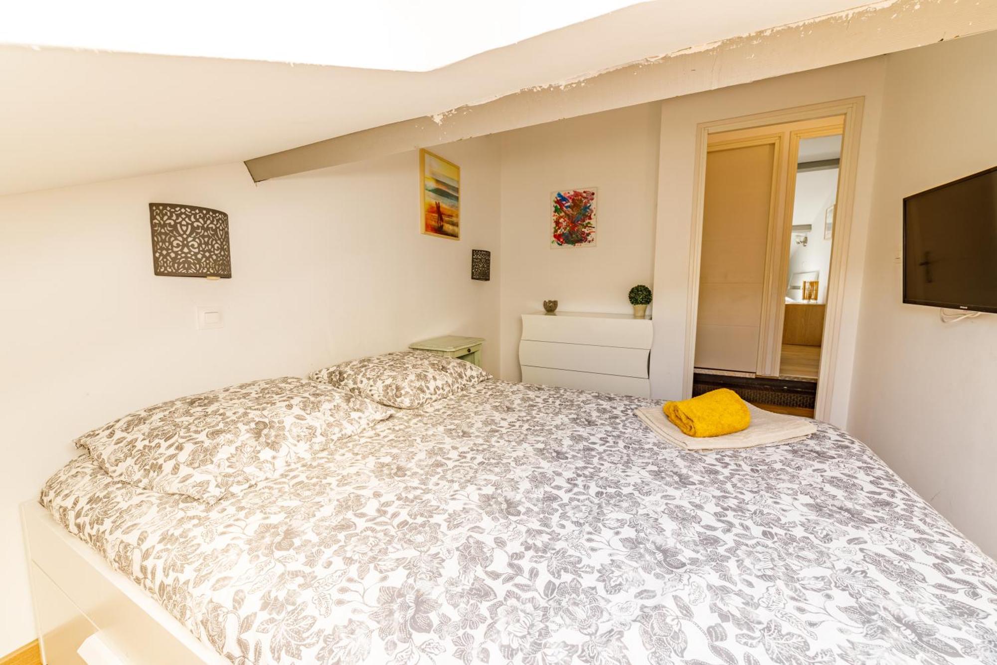 T3 Residence De Tourisme Voltaire Hyères Екстериор снимка